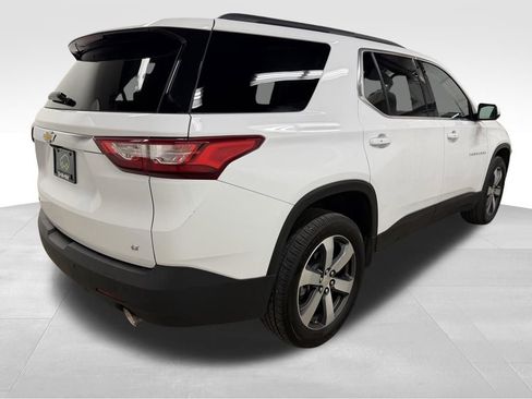 Certified 2020 Chevrolet Traverse LT w/ LT Premium Package image 8
