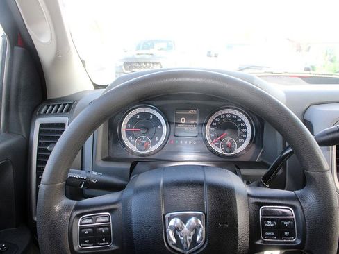 Used 2017 RAM 3500 Tradesman w/ Chrome Appearance Group image 19