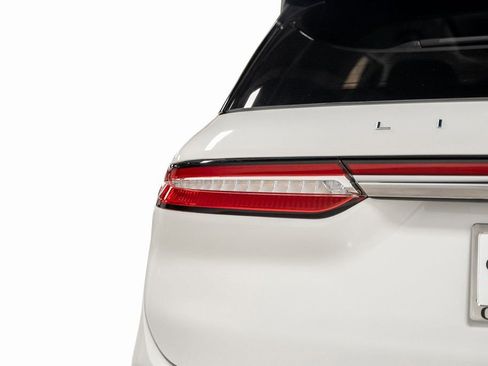 Used 2025 Lincoln Corsair Grand Touring w/ Towing Package image 23