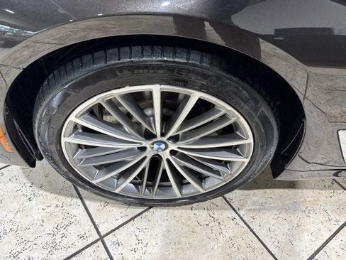 Used 2019 BMW 530e 530e iPerformance Plug-In Hybr w/ Executive Package image 28