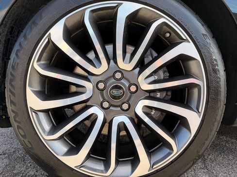 Used 2019 Land Rover Range Rover HSE image 8