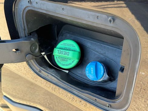 Used 2024 Ford F350 XLT image 37