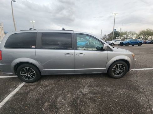 Used 2019 Dodge Grand Caravan GT image 1