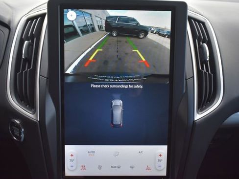 Used 2024 Ford Edge SEL w/ Convenience Package image 25