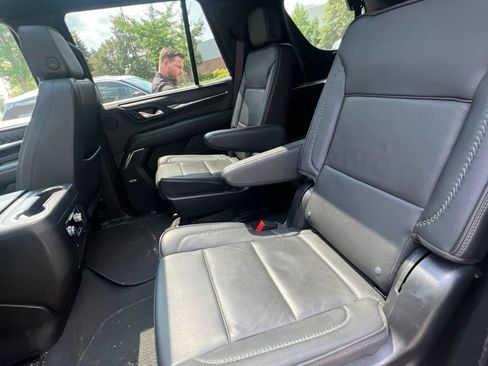 Used 2022 GMC Yukon Denali AWD/4WD image 11