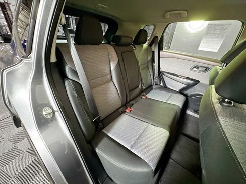 Certified 2023 Nissan Rogue SV image 21