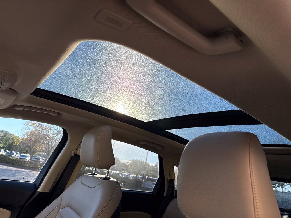 Used 2024 Ford Edge SEL w/ Convenience Package AWD/4WD image 18