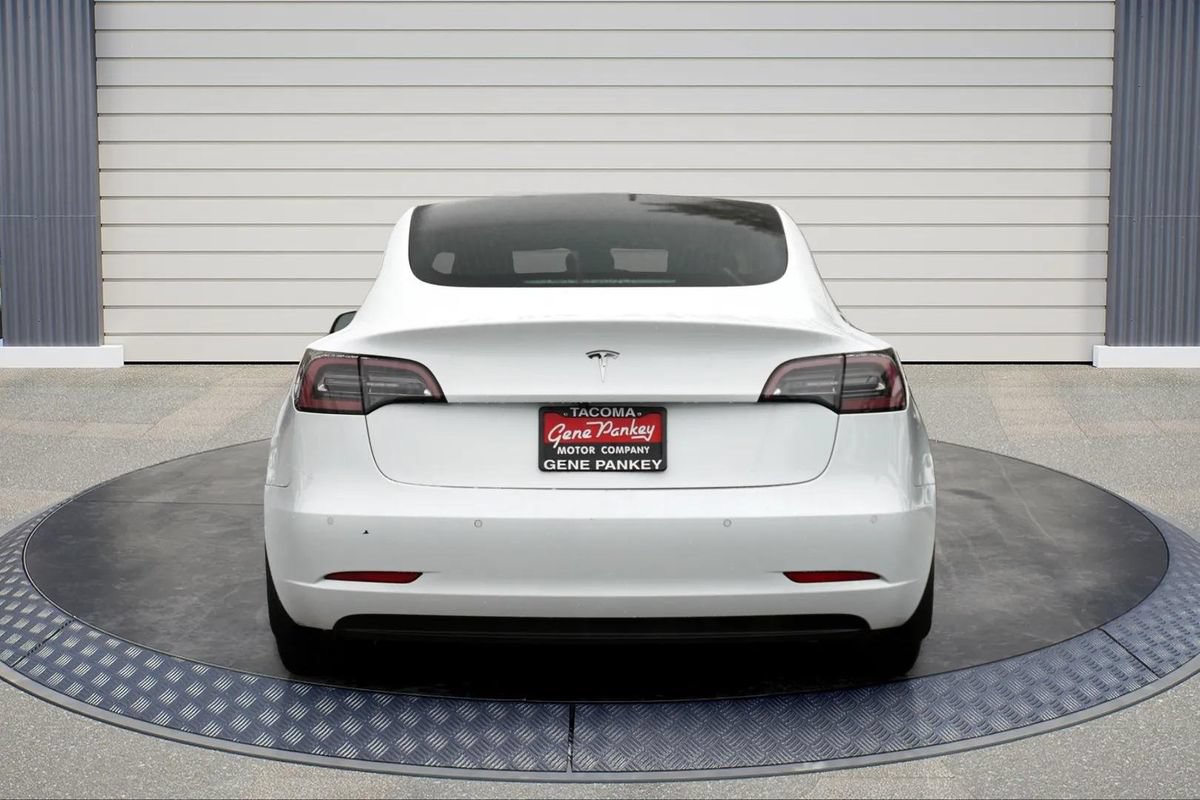 Used 2018 Tesla Model 3 Long Range AWD/4WD image 6