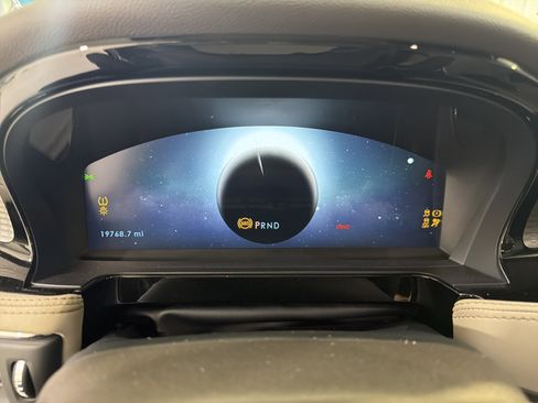 Used 2023 Lincoln Corsair FWD image 14
