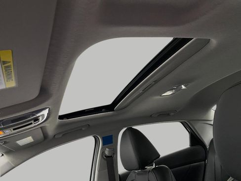 New 2026 Hyundai Elantra Limited FWD image 31
