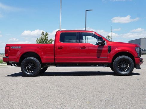 Used 2022 Ford F250 Lariat w/ Black Appearance Package AWD/4WD image 7