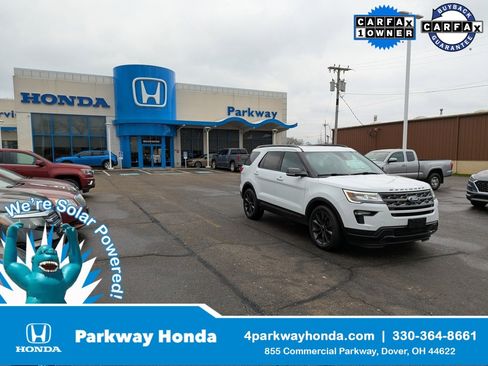 Used 2018 Ford Explorer XLT w/ Equipment Group 202A image 1