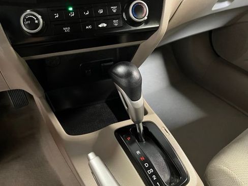 Used 2012 Honda Civic LX image 28