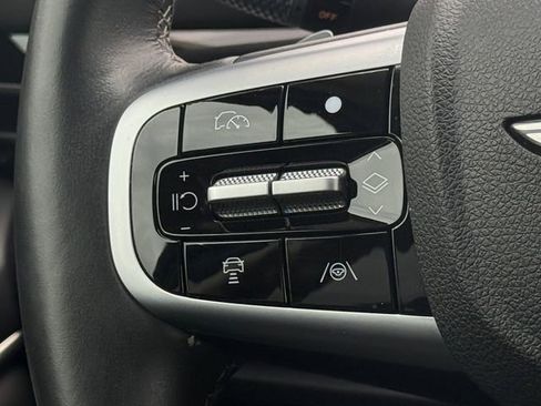 Used 2025 Genesis GV80 2.5T Standard image 10