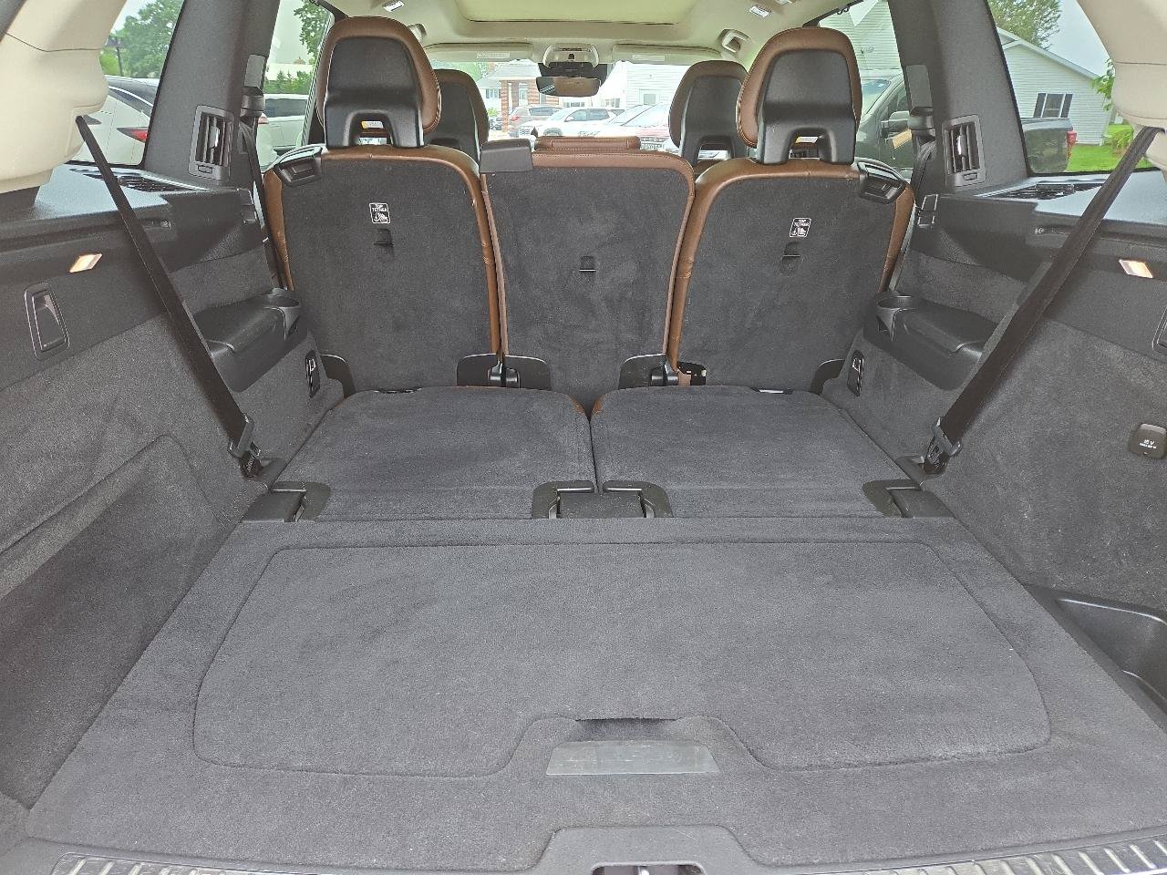 Used 2018 Volvo XC90 T6 Inscription w/ Convenience Package AWD/4WD image 10