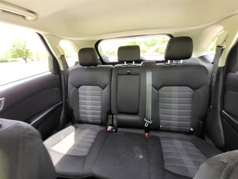 Used 2016 Ford Edge SEL AWD/4WD image 15