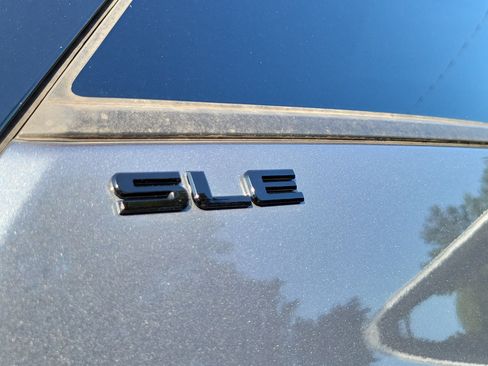 Used 2021 GMC Terrain SLE w/ Driver Convenience Package AWD/4WD image 7