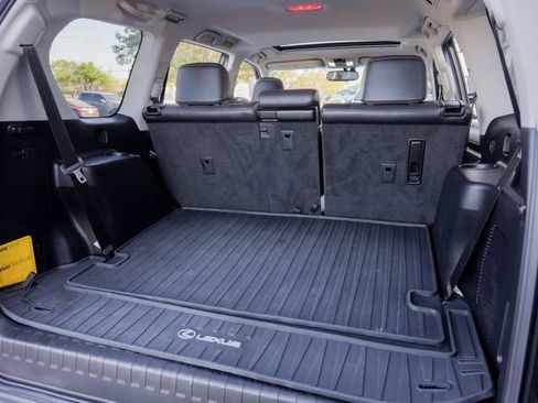 Used 2018 Lexus GX 460 Premium w/ Premium Package image 38