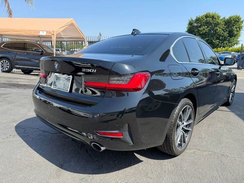 Used 2020 BMW 330i Sedan w/ Convenience Package RWD image 22