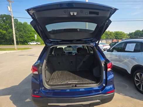 Used 2023 Chevrolet Equinox LT FWD image 5