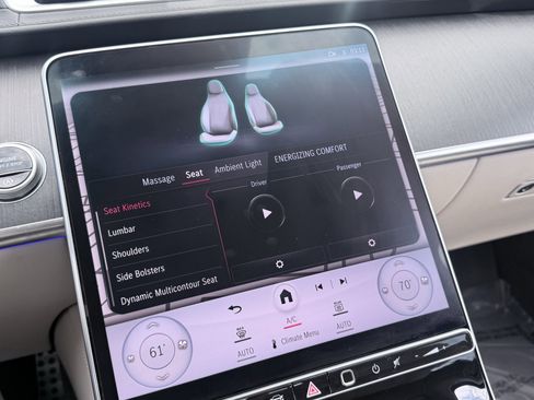 Used 2022 Mercedes-Benz S 580 4MATIC Sedan w/ AMG Line Package image 65