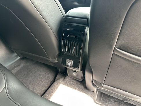 New 2026 Jeep Compass Latitude AWD/4WD image 19