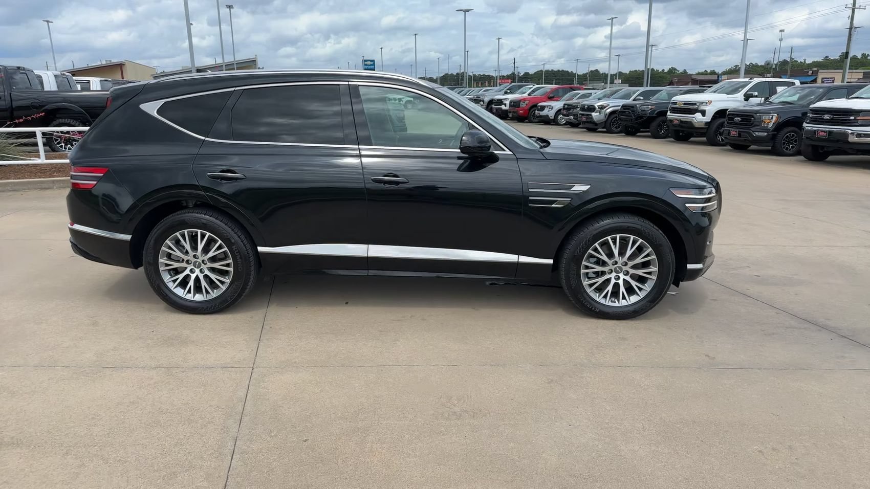Used 2024 Genesis GV80 2.5T AWD/4WD image 2