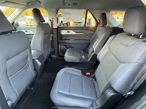 New 2026 Ford Explorer Active image 13