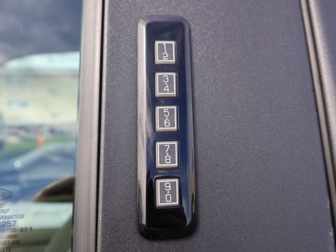 Used 2022 Ford F350 XLT w/ XLT Value Package image 5