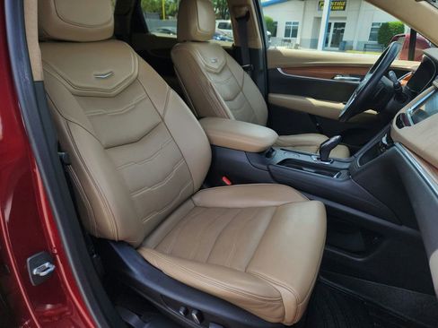 Used 2017 Cadillac XT5 Platinum image 26