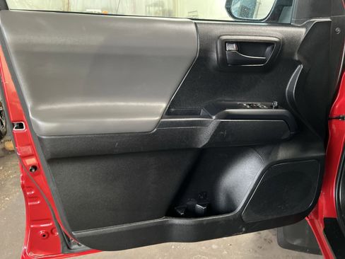 Used 2021 Toyota Tacoma SR w/ SX Package image 14