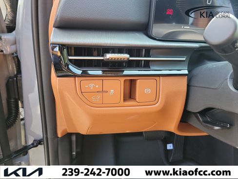 New 2026 Kia Sportage X-Line w/ X-Line Premium Package AWD/4WD image 23