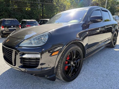 Used 2009 Porsche Cayenne GTS image 1