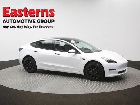 Used 2023 Tesla Model 3 Standard Range RWD image 42