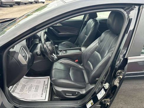 Used 2018 MAZDA MAZDA3 Touring FWD image 10