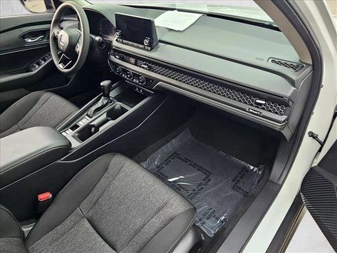 Used 2025 Honda Accord SE image 21