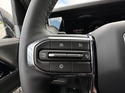 New 2026 GMC Yukon Denali w/ Sun & Power Step Package AWD/4WD image 34
