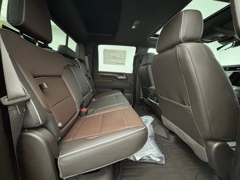 New 2026 GMC Sierra 2500 Denali w/ Denali Reserve Package image 44