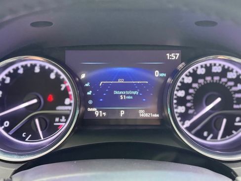 Used 2020 Toyota Camry SE AWD/4WD image 30