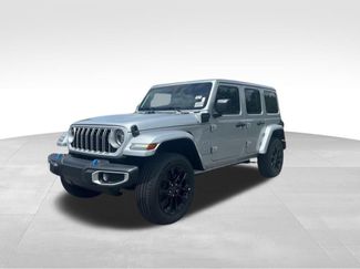 Used 2024 Jeep Wrangler Unlimited Sahara video 3