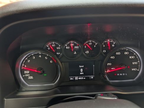 Used 2022 Chevrolet Silverado 1500 Custom AWD/4WD image 9