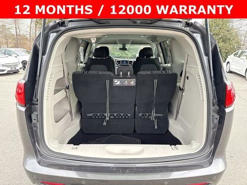 Used 2020 Chrysler Voyager LX w/ Cold Weather Group FWD image 9