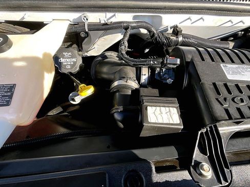 Used 2018 Chevrolet Express 2500 LT w/ LT Preferred Equipment Group image 9