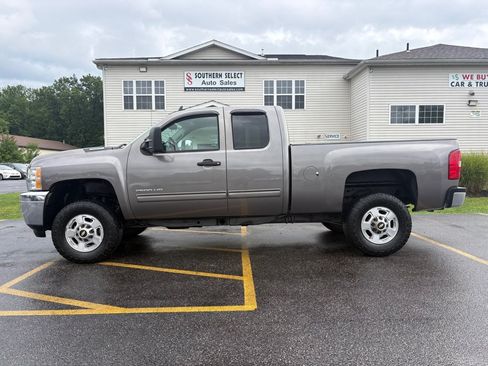 Used 2012 Chevrolet Silverado 2500 LT AWD/4WD image 1