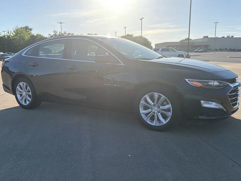 Used 2020 Chevrolet Malibu LT FWD image 25