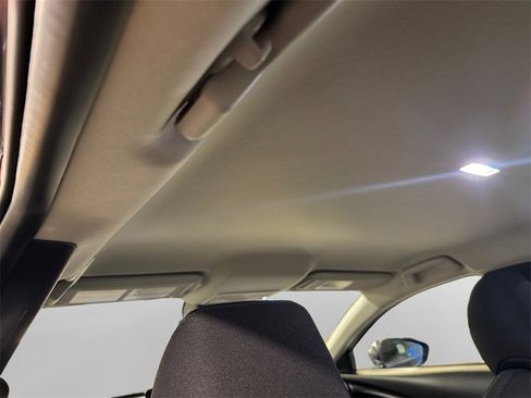 Used 2025 MAZDA CX-30 AWD 2.5 S image 23