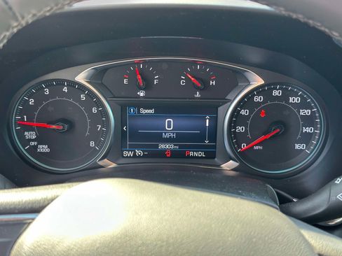 Used 2023 Chevrolet Equinox LT image 24