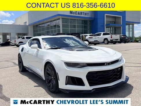 Used 2019 Chevrolet Camaro ZL1 RWD image 1