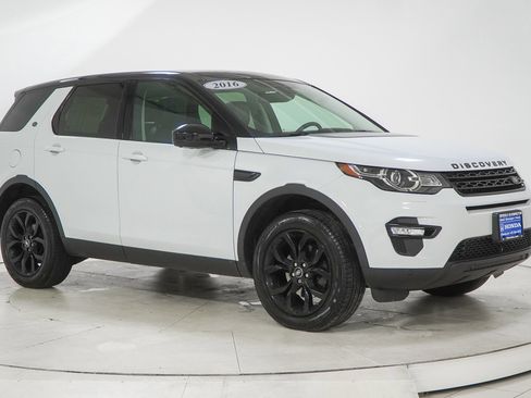 Used 2016 Land Rover Discovery Sport HSE image 17