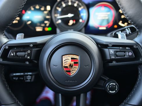 Certified 2024 Porsche 911 Carrera 4S image 29